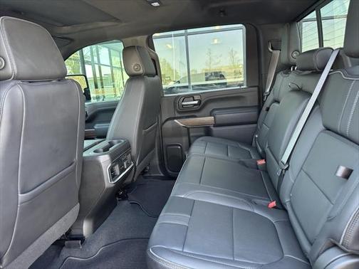 2022 Chevrolet Silverado 2500 High Country