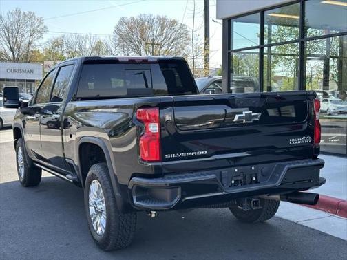 2022 Chevrolet Silverado 2500 High Country