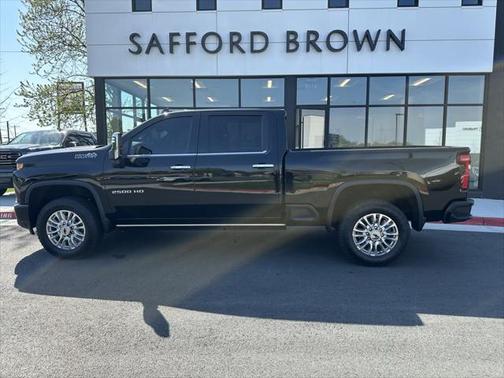 2022 Chevrolet Silverado 2500 High Country