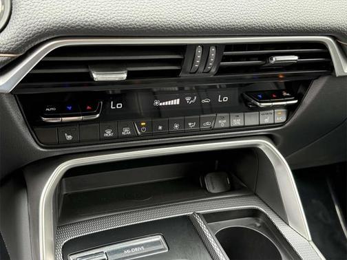 2025 Mazda CX-70 PHEV Premium Package