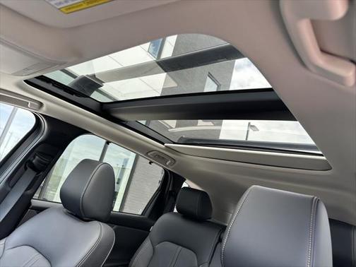 2025 Mazda CX-70 PHEV Premium Package