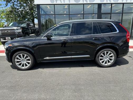 2019 Volvo XC90 T6 Inscription