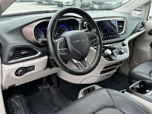 2019 Chrysler Pacifica Touring-L Plus