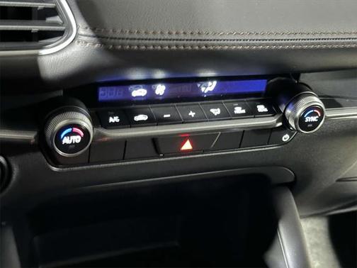 2025 Mazda Mazda3 FWD w/Select Package
