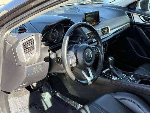 2017 Mazda Mazda3 Touring