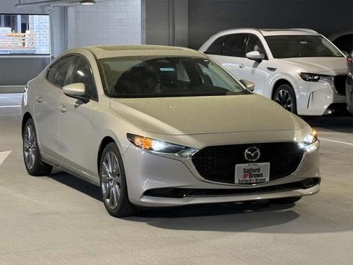 2025 Mazda Mazda3 FWD w/Preferred Package