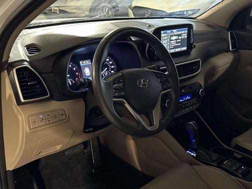 Dazzling White 2019 Hyundai TUCSON Ultimate