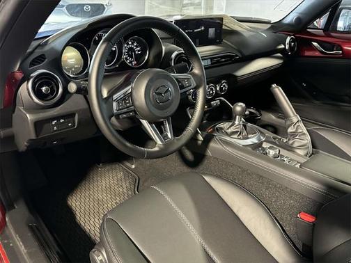 2025 Mazda MX-5 Miata Grand Touring