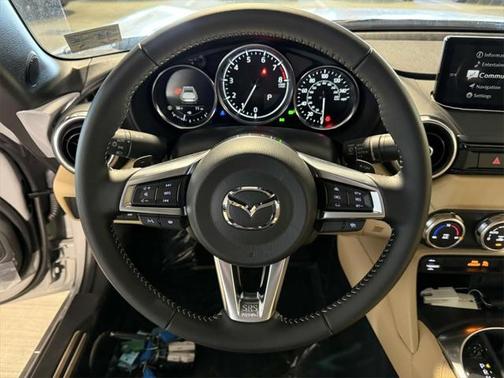 2025 Mazda MX-5 Miata RF Grand Touring