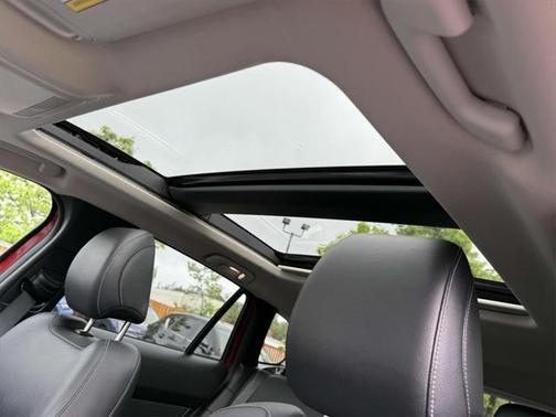 2023 Mazda CX-50 2.5 S Preferred Plus