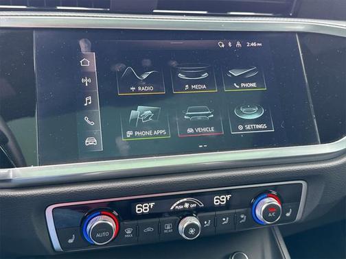 2022 Audi Q3 45 S line Premium Plus