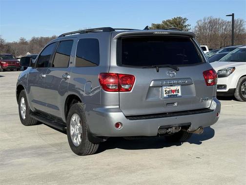 2014 Toyota Sequoia SR5
