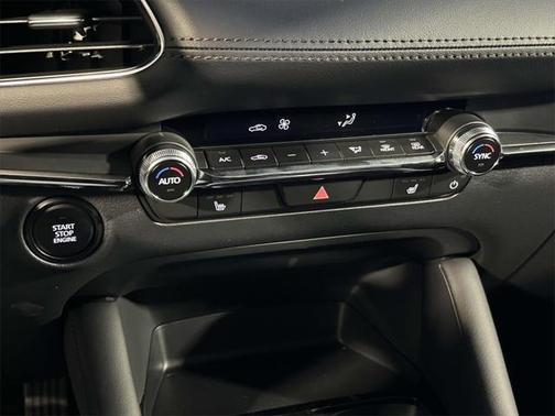2025 Mazda Mazda3 FWD w/Preferred Package
