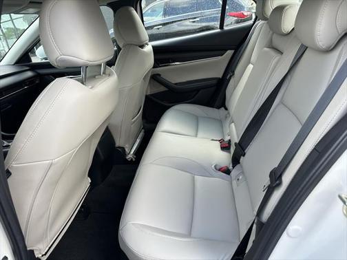 2024 Mazda Mazda3 FWD w/Preferred Package