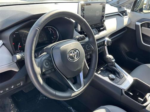 2022 Toyota RAV4 Limited