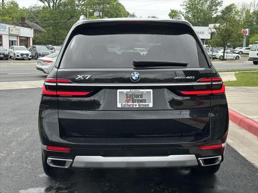 2023 BMW X7 xDrive40i