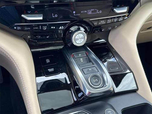 2022 Acura MDX Advance Package