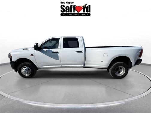2024 RAM 3500 Tradesman Crew Cab 4x4 8' Box