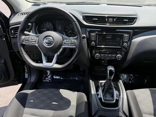 2021 Nissan Rogue Sport SV