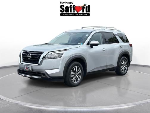 2023 Nissan Pathfinder SL 4WD