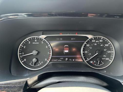 2023 Nissan Pathfinder SL 4WD