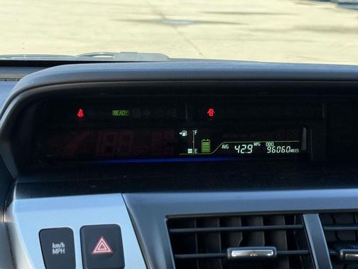 2014 Toyota Prius v Two