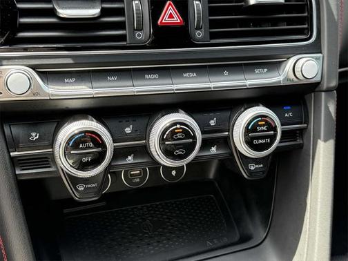 2022 Genesis G70 3.3T RWD