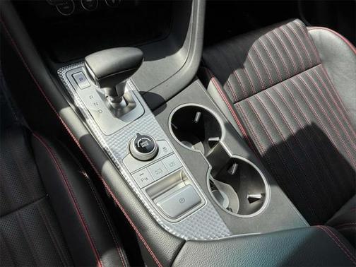2022 Genesis G70 3.3T RWD