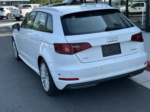 2016 Audi A3 e-tron 1.4T Tech Premium Plus