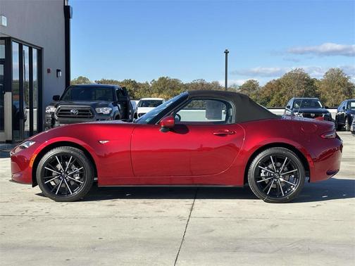 2025 Mazda MX-5 Miata Grand Touring