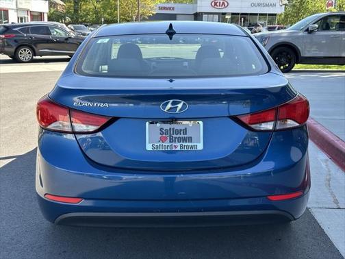 2014 Hyundai ELANTRA SE