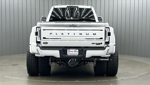 2025 Ford F-450 Platinum