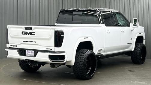 2025 GMC Sierra 2500 AT4
