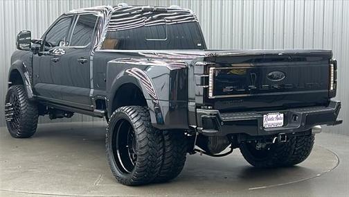 2024 Ford F-450 Lariat