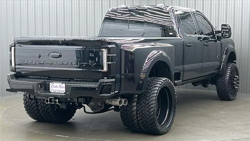2024 Ford F-450 Lariat