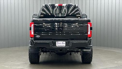 2025 Ford F-250 Platinum