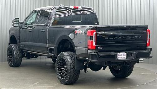 2025 Ford F-250 Platinum