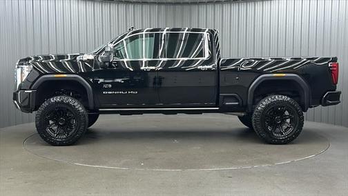 2024 GMC Sierra 2500 Denali