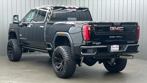 2024 GMC Sierra 2500 Denali