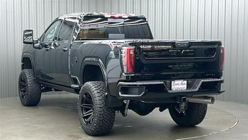 2025 GMC Sierra 2500 AT4