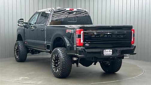 2025 Ford F-350 Platinum