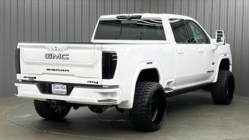 2025 GMC Sierra 2500 AT4
