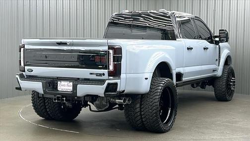 2024 Ford F-450 Platinum
