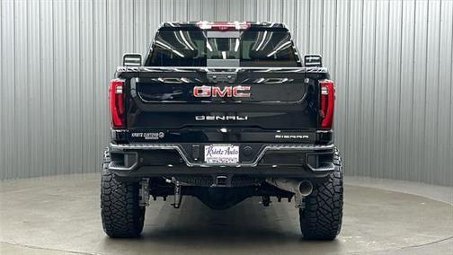 2025 GMC Sierra 2500 Denali