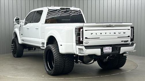 2025 Ford F-450 Platinum