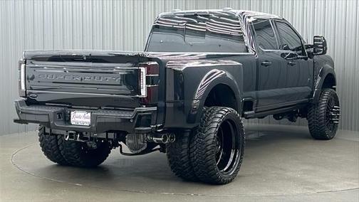 2025 Ford F-450 Platinum