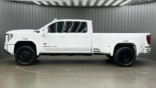 2025 GMC Sierra 3500 Denali