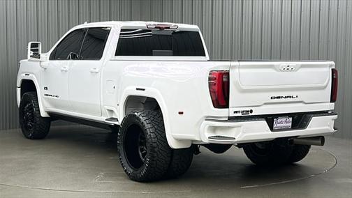 2025 GMC Sierra 3500 Denali