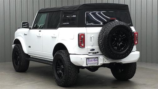 Photo 3 of 32 of 2021 Ford Bronco Outer Banks Advanced