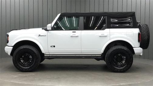 Photo 2 of 32 of 2021 Ford Bronco Outer Banks Advanced